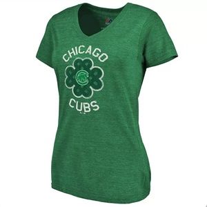 Majestic Women’s Chicago Cubs T-Shirt NEW